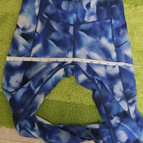 Lululemon Women's leggings Size 4 - Picture 4 of 10